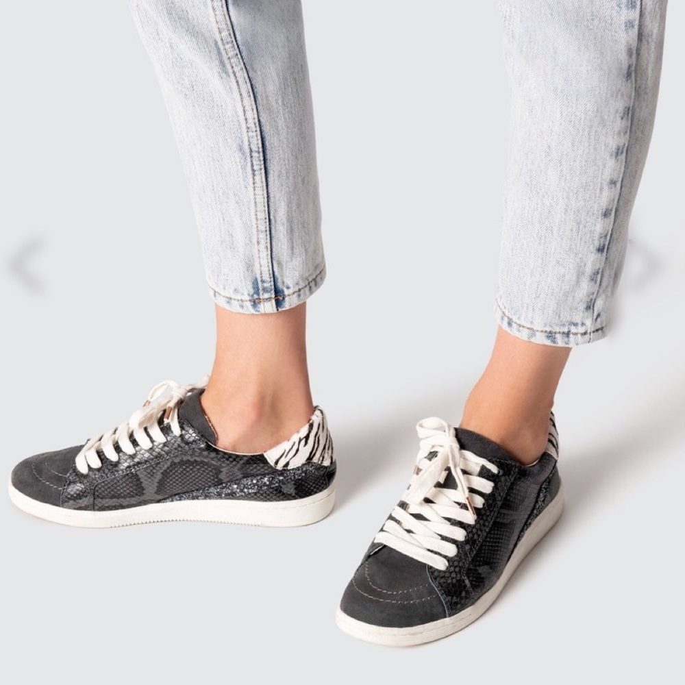 Dolce Vita Nino Sneakers In Charcoal Snake